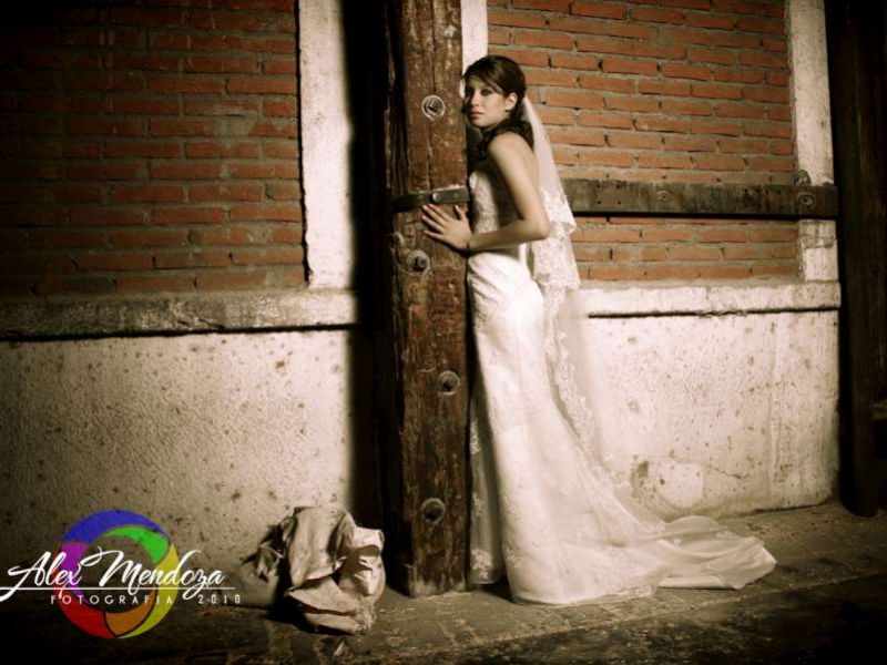 Rocio Galindo: Trash The Dress @ Avena Numero 1 y Centro Historico de Chihuahua